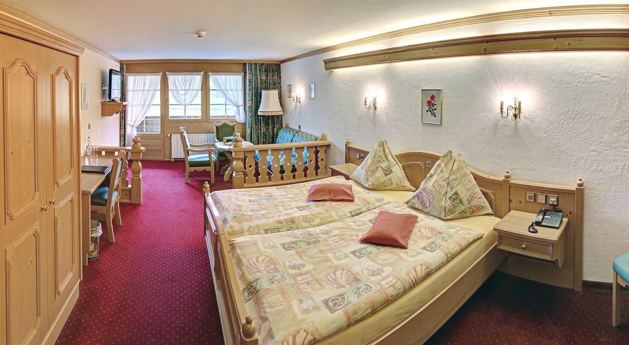 Hotel Simmenhof Ленк Екстер'єр фото